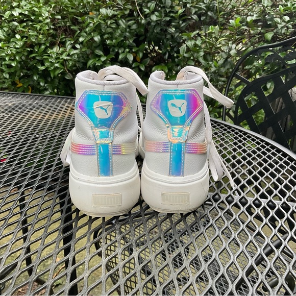 Cool Puma Iridescent Reflective White Size 6C? High Top Lace Up Sneakers! - Picture 14 of 15